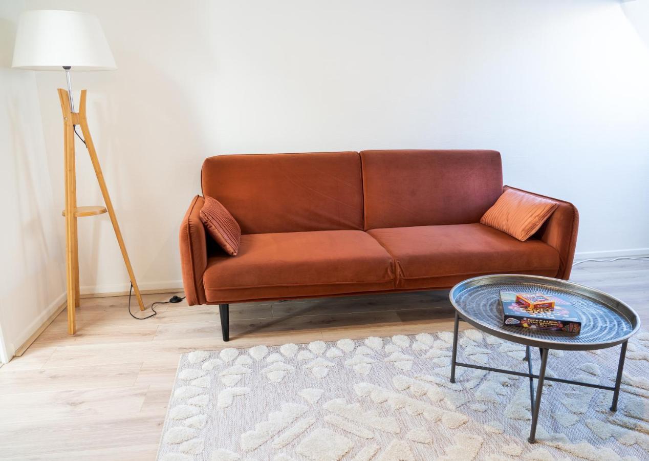 Au Coeur De Joigny Apartment Екстериор снимка